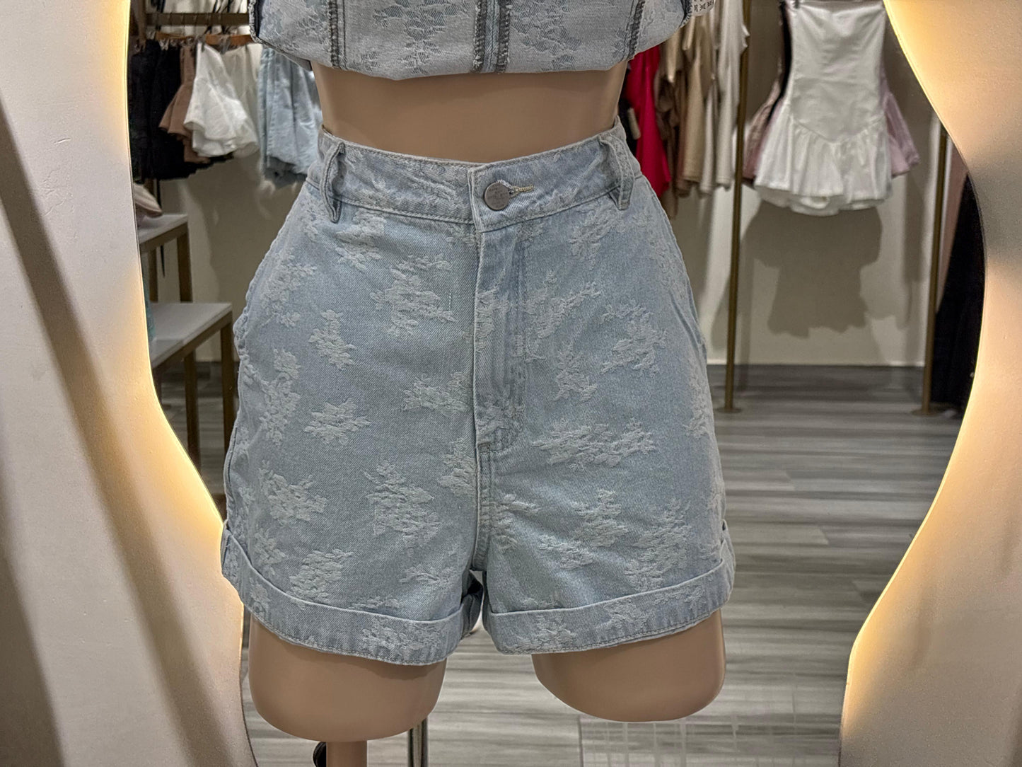 Short Caracas